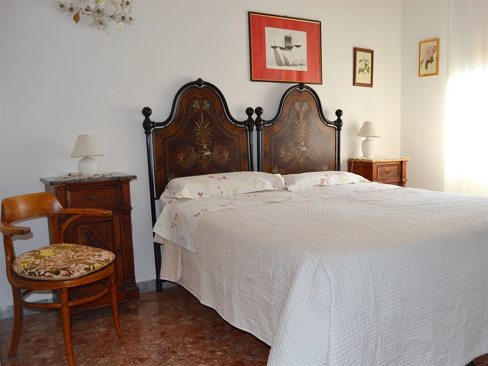 A B C Bologna In B&B Extérieur photo